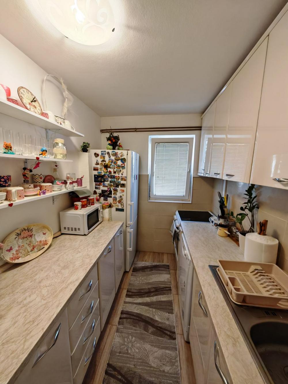 Slika 5 - Renoviran stan 2,5-soban u blizini Plaze